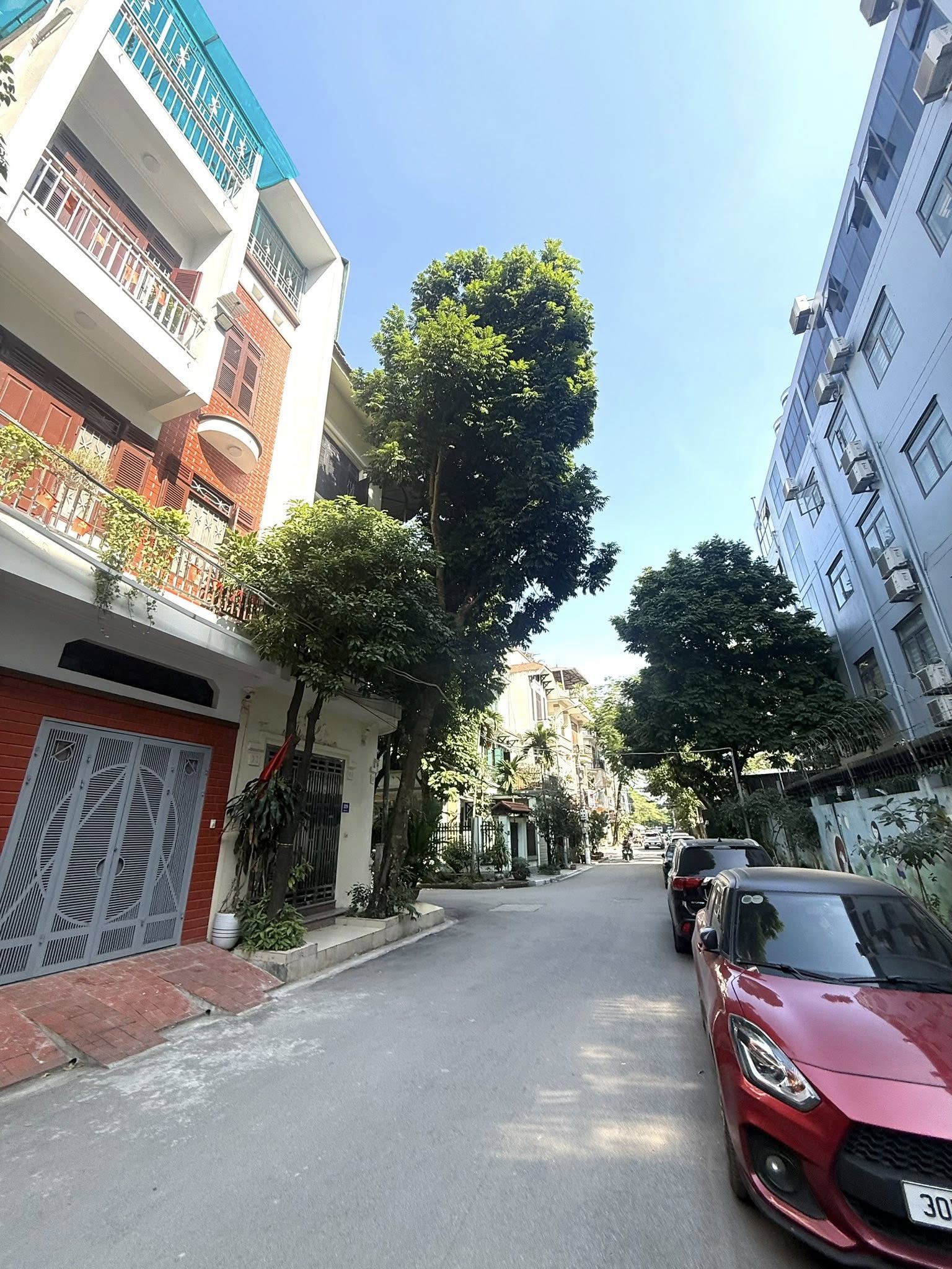 GIẢM 10TY, Hoàng Văn Thái, 108M2*MT4.2*OTO tránh, 2 mặt ngõ- Chủ cực kỳ hiểu thị trường