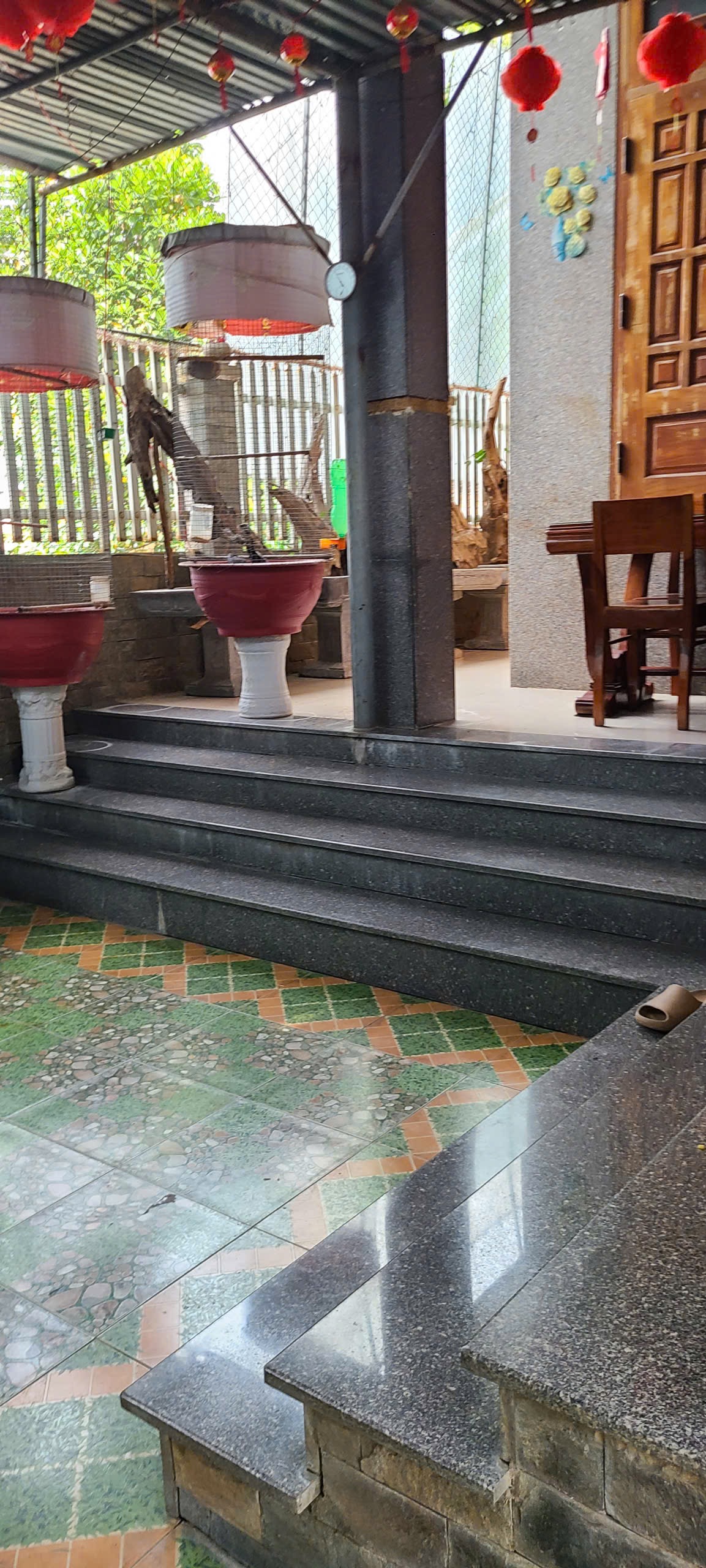 Nhà biệt thự cấp 4-cách biển 600m ngang