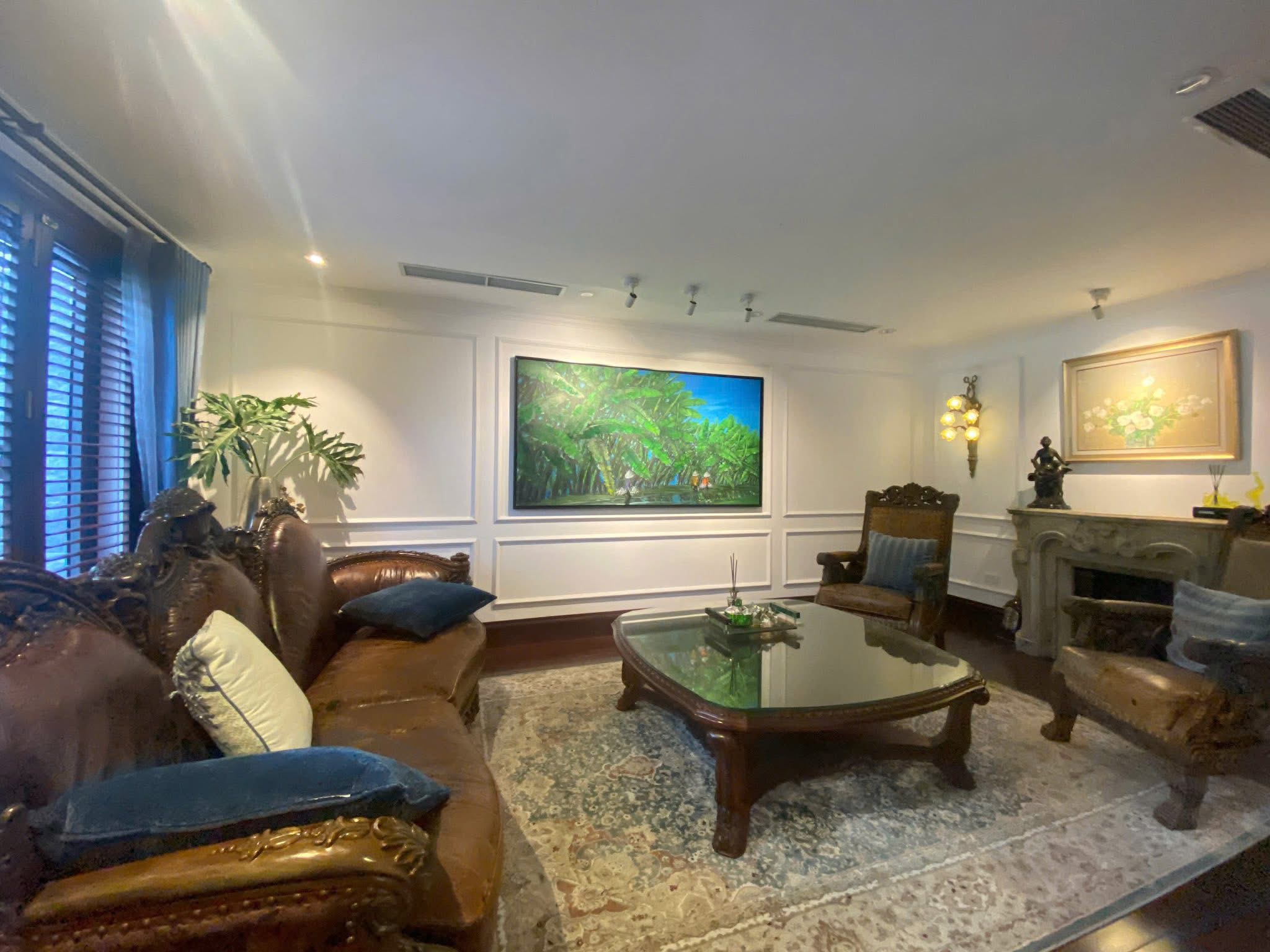 NHÀ VỊ TRÍ ĐẸP- PHÂN LÔ- MẶT TIỀN 5M- VỈA HÈ- Ô TÔ TRÁNH- KINH DOANH ĐỈNH- PHỐ TRUNG YÊN.