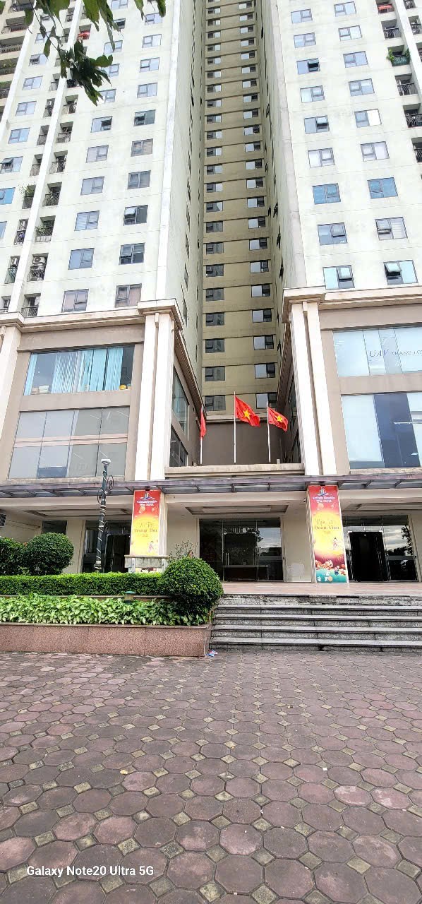 Bán sàn thương mại tại CC 727 Tầm Trinh