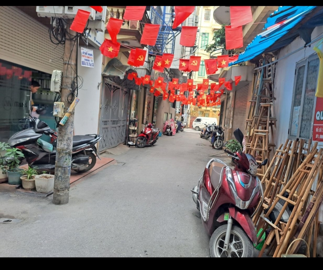 Bán nhà 46m2 5 tầng full nội thất nhà cho kinh doanh OK ngõ ô tô đỗ cửa siêu hiếm giá 16ty