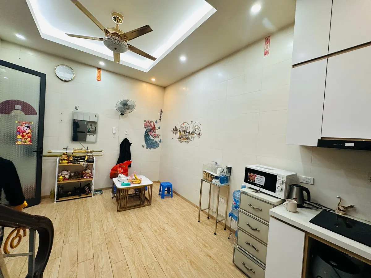 PHỐ VIP NHÀ ĐẸP NGÕ NÔNG PHÚT MỐT RA MẶT PHỐ KHÂM THIÊN NHÀ ĐẸP CHẮC CHẮN - KINH DOANH ONLINE .