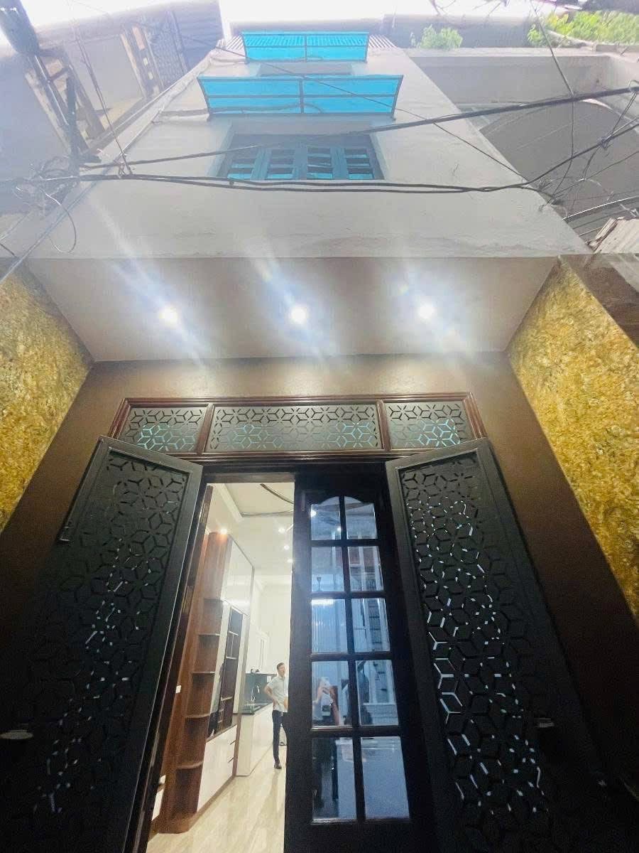 Hoàng Văn Thái- Phân lô quân đội-Khu vực dân trí cao- Ở sướng-Khu vực toàn quan chức