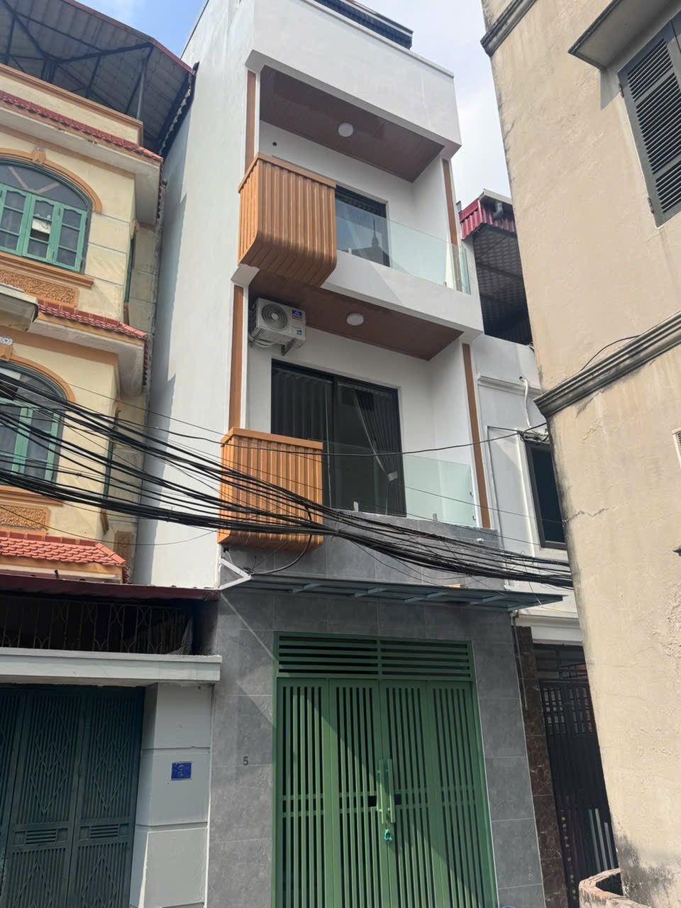 BÁN NHÀ CHU HUY MÂN - PHÚC ĐỒNG - LONG BIÊN - NGÕ Ô TÔ THÔNG TỨ TUNG - THANG MÁY -HÀNG XÓM VINHOMES