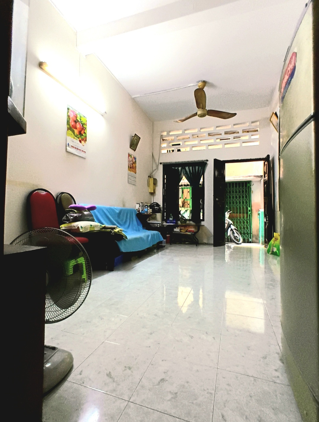 Chính Chủ Chưa Qua Đầu Tư - BTCT 100% - 10m Ra Mặt Tiền Q.10 - Có Cửa Sau - 4,9 Tỷ TL Vị Trí Đẹp - Nhà Về Sửa Lại Chút Đẹp Đón Tết Ngang 3m Dài 11m