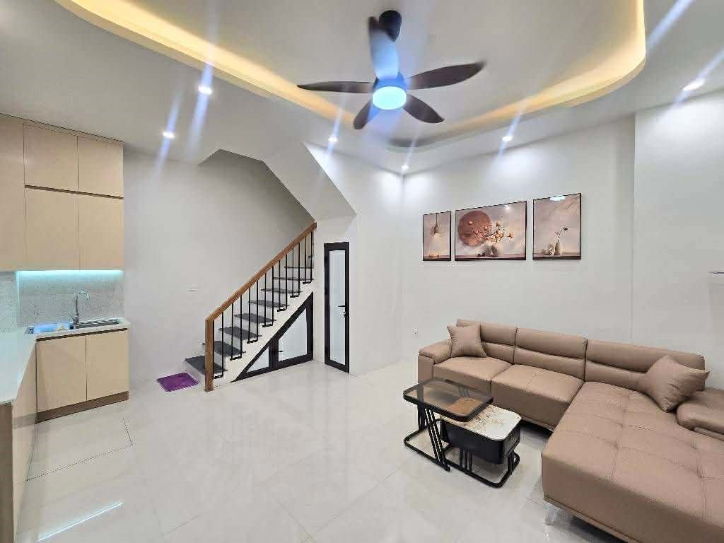 BÁN NHÀ GẦN NGÃ TƯ SỞ_HƠN 30M RA PHỐ_34m2 x 5T_MT RỘNG_GẦN Ô TÔ_2 THOÁNG, nhỉnh 9 tỷ