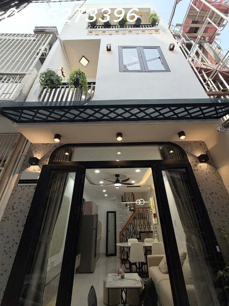 SIÊU PHẨM PHƯỜNG 5, BÌNH THẠNH - 3 TẦNG MỚI HOÀN THIỆN - 2 PN, 3 WC - FULL NỘI THẤT - SỔ ĐẸP A4 - 4.28 TỶ