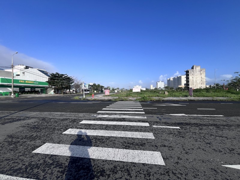 Bán lô góc 669m², 59 tỷ 2 mặt tiền Minh Mạng Nguyễn Khắc Viện Đà Nẵng