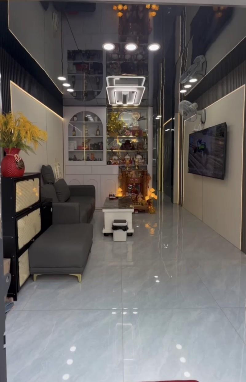 **Bán nhà hẻm Lạc Long Quân** phường 8 Tân Bình (4*28) 7PN - 7,7 tỷ