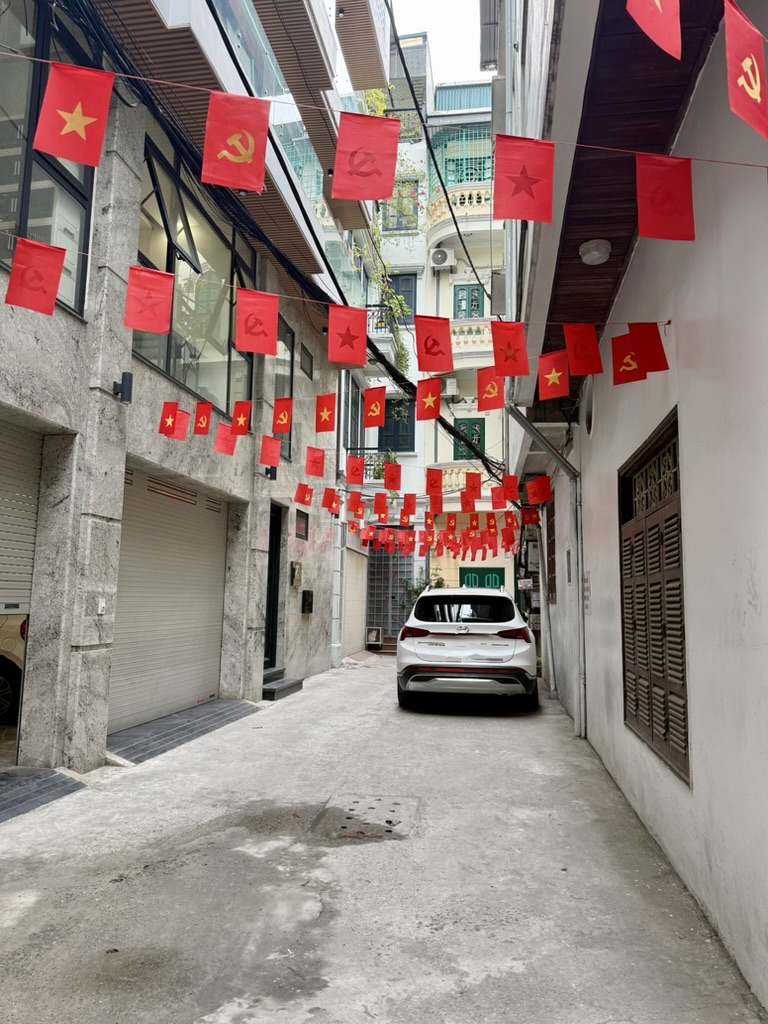 Bán nhà Tôn Đức Thắng, Đống Đa, 63m, MT 6.2m, Ngõ Ô tô Tránh, 4 Tầng, 5PN, Ở Sướng, 25 Tỷ