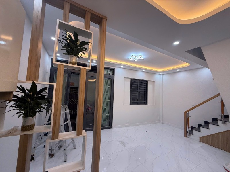 Bán nhà ngõ 85, Đường Lê Văn Việt, Hiệp Phú, Q.9, TP HCM. DT 80m2, 2 tầng, 4PN, 5,65 tỷ, sổ hồng. Liên hệ 0933125879!