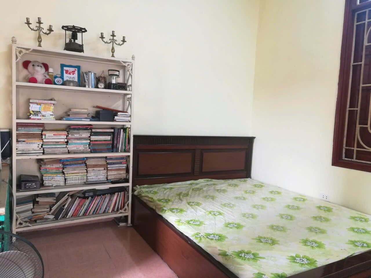 Cho thuê nhà ngõ Đê La Thành 25m² x 3,5 tầng, 2PN, 2VS, 7 triệu