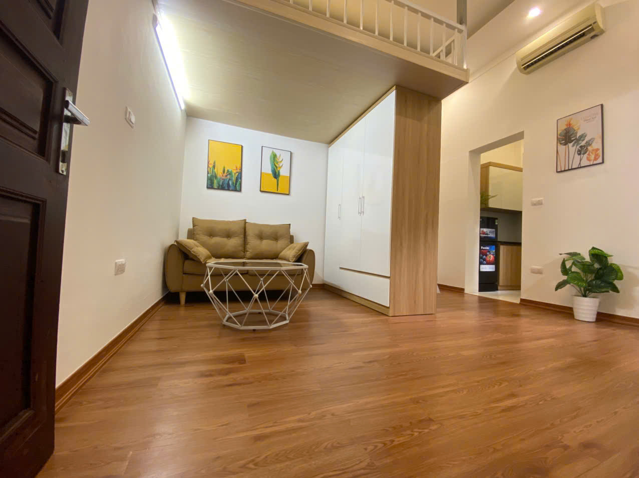 Cho thuê studio có gác xép, 45m2, 6 Triệu