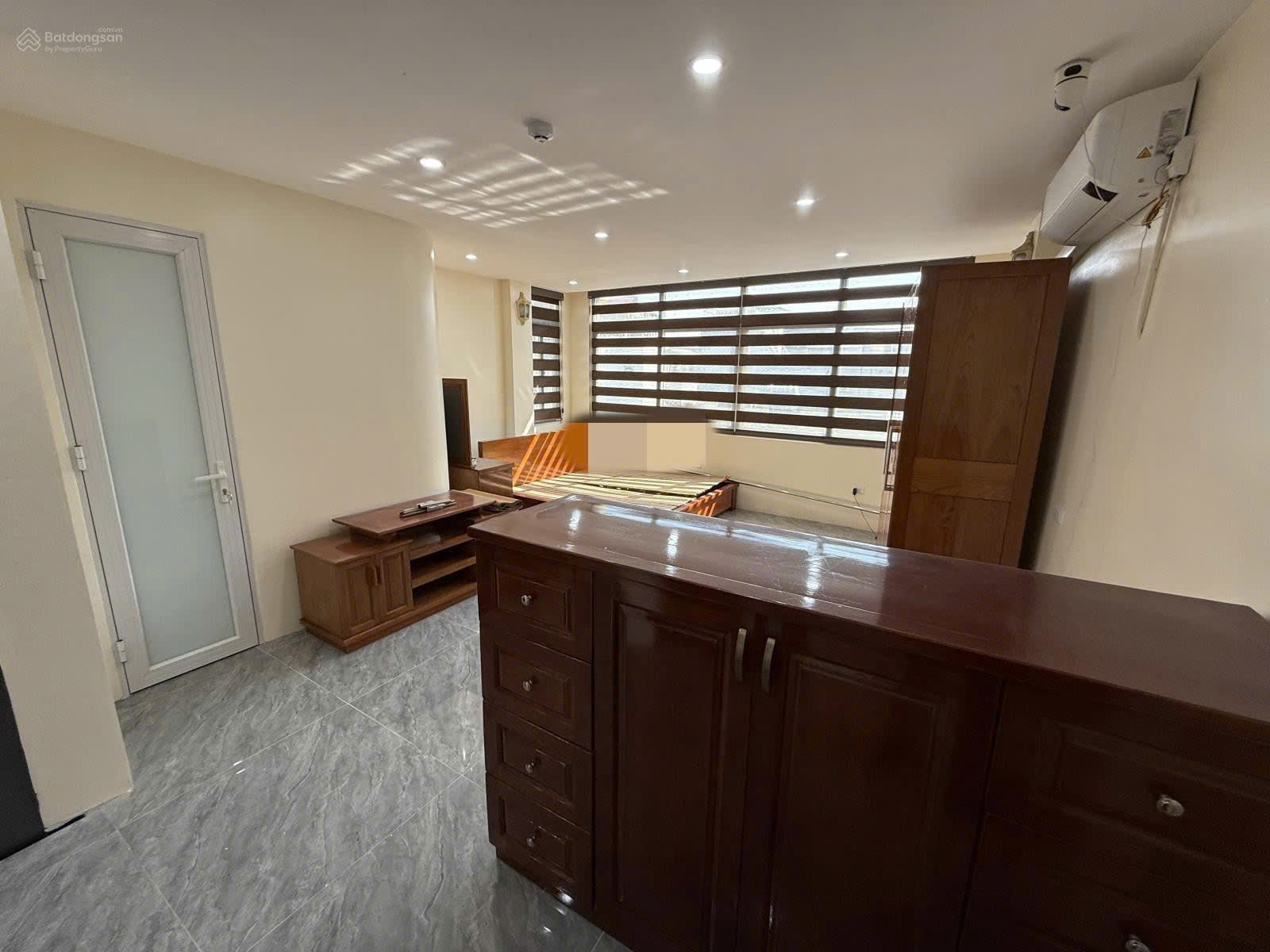 Cho thuê nhà 3 tầng x 45m2 Tôn Đức Thắng, KD Spa, Showroom, Phòng khám 25 Triệu