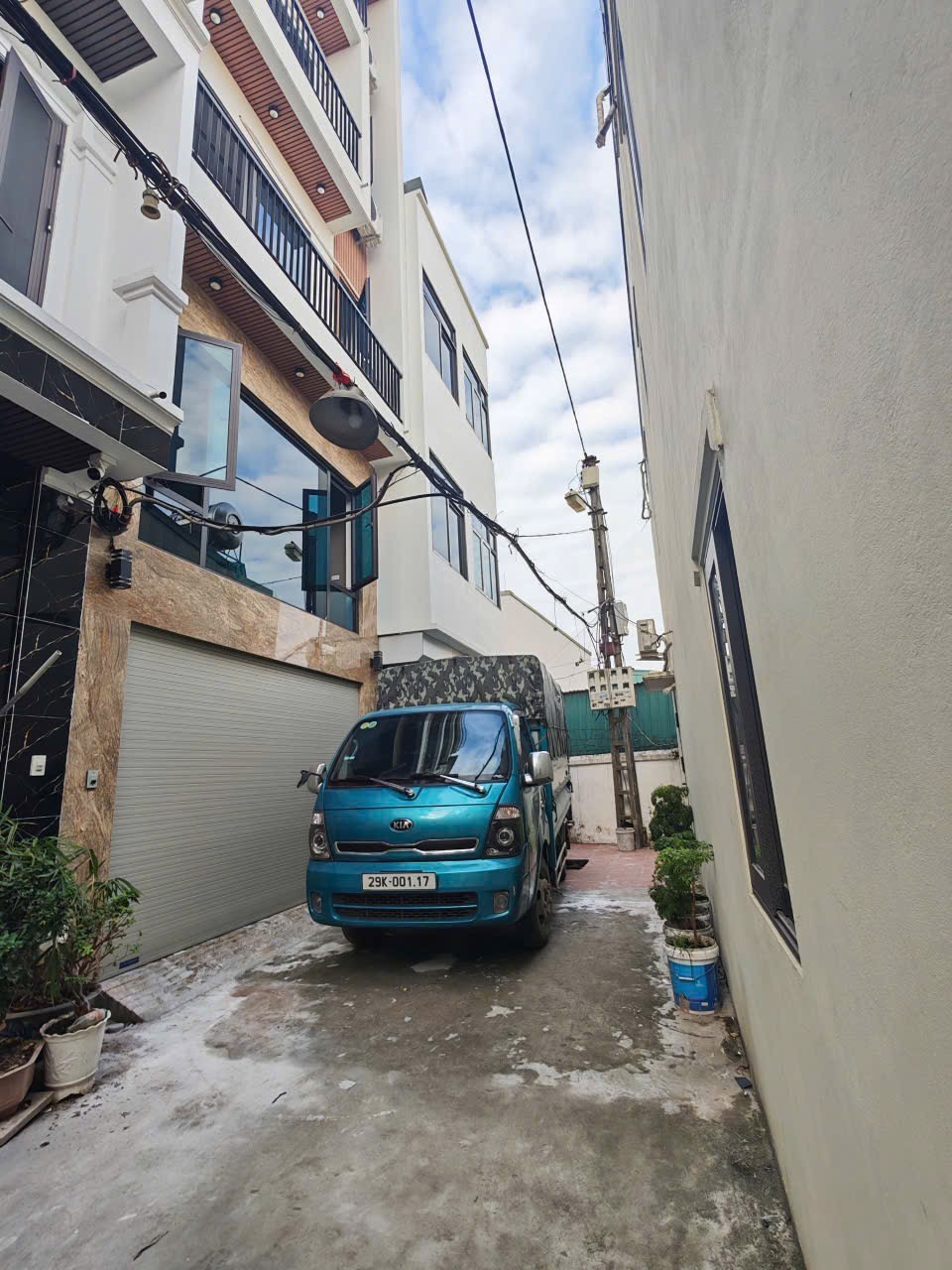 Bán nhà phân lô Ngọc Thụy – 6 tầng thang máy – gara ô tô – full nội thất