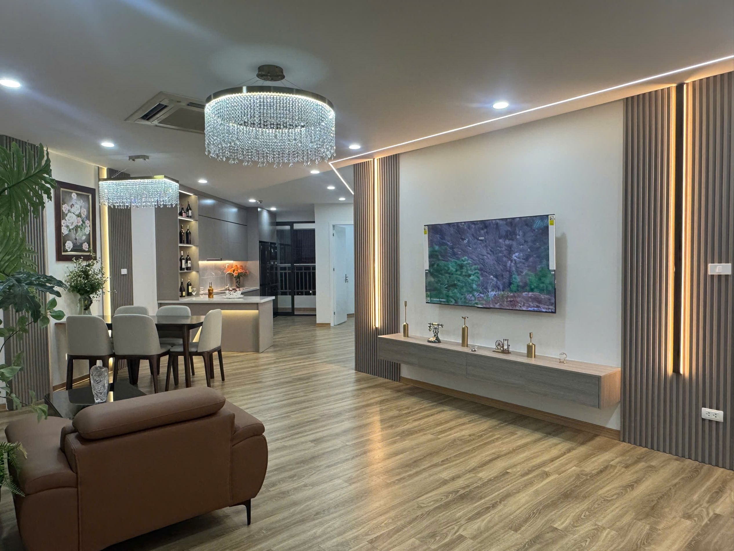 HÀNG HIẾM HOÀNG ĐẠO THÚY – CĂN GÓC ĐẸP NHẤT 17T4 – FULL NỘI THẤT CAO CẤP – Ở NGAY