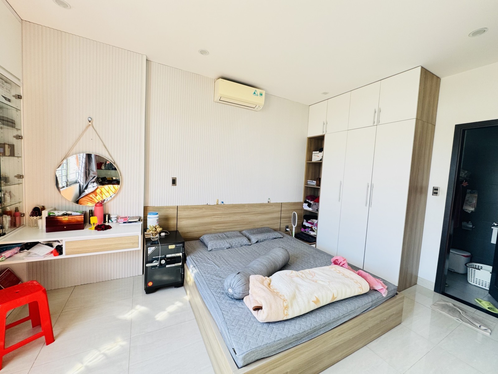 Bán villa mini lô góc Lộc Phước 1 Sơn Trà 99m2 giá 12,7 tỷ kề biển kề núi