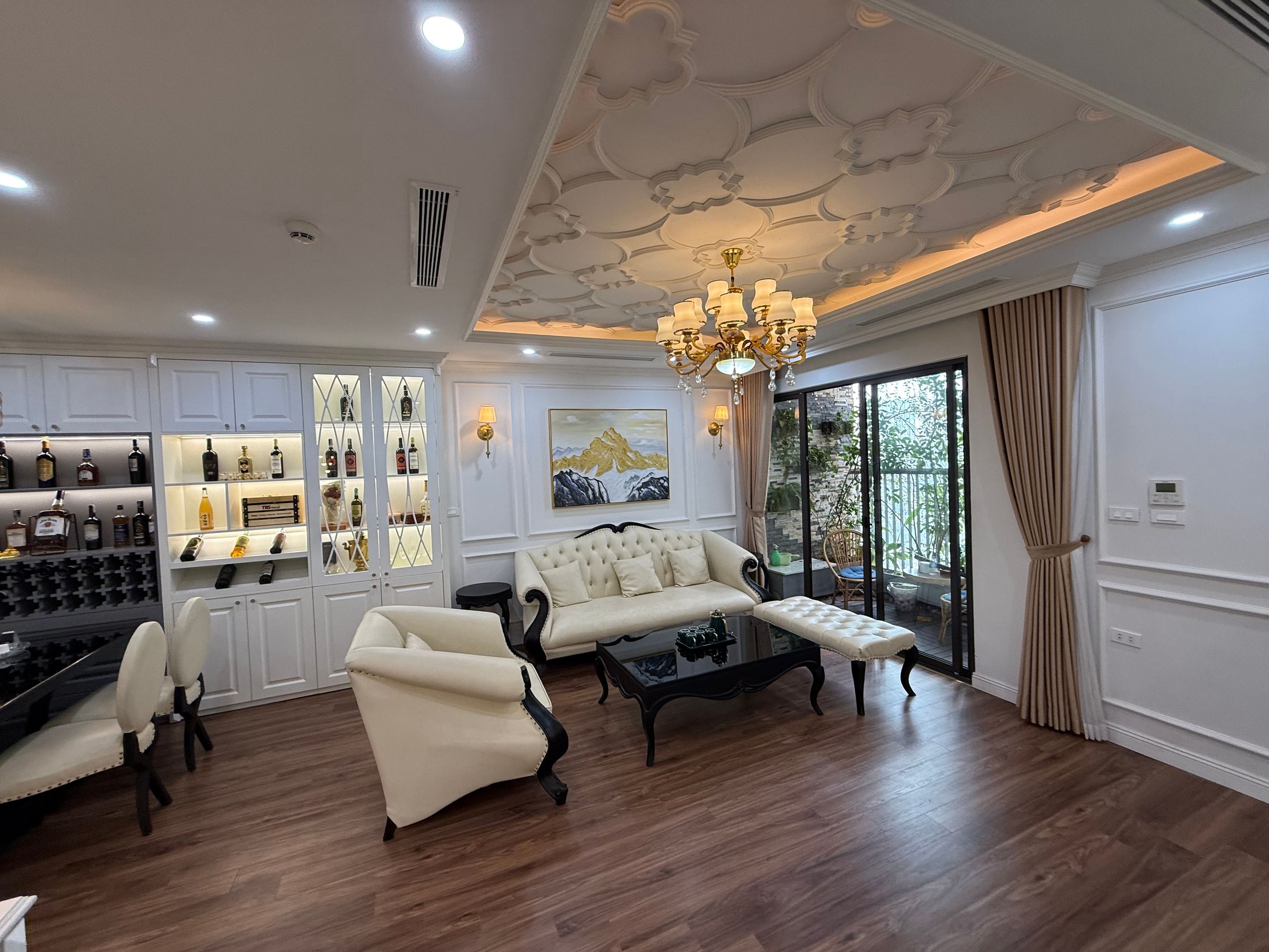 HÀNG HIẾM - VIỆT ĐỨC COMPLEX – HAI BAN CÔNG VIEW HỒ – FULL NỘI THẤT