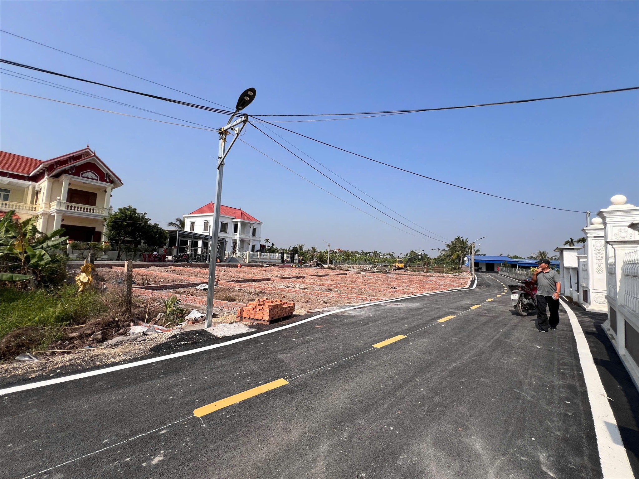 LÔ F0 NGÕ 100 TƯ THUỶ (402) HOÀ NGHĨA – ĐƯỜNG NHỰA 5–6M – TUYẾN 2 402 – GIÁ TỐT 1.4X TỶ ZALO 0567 222 555