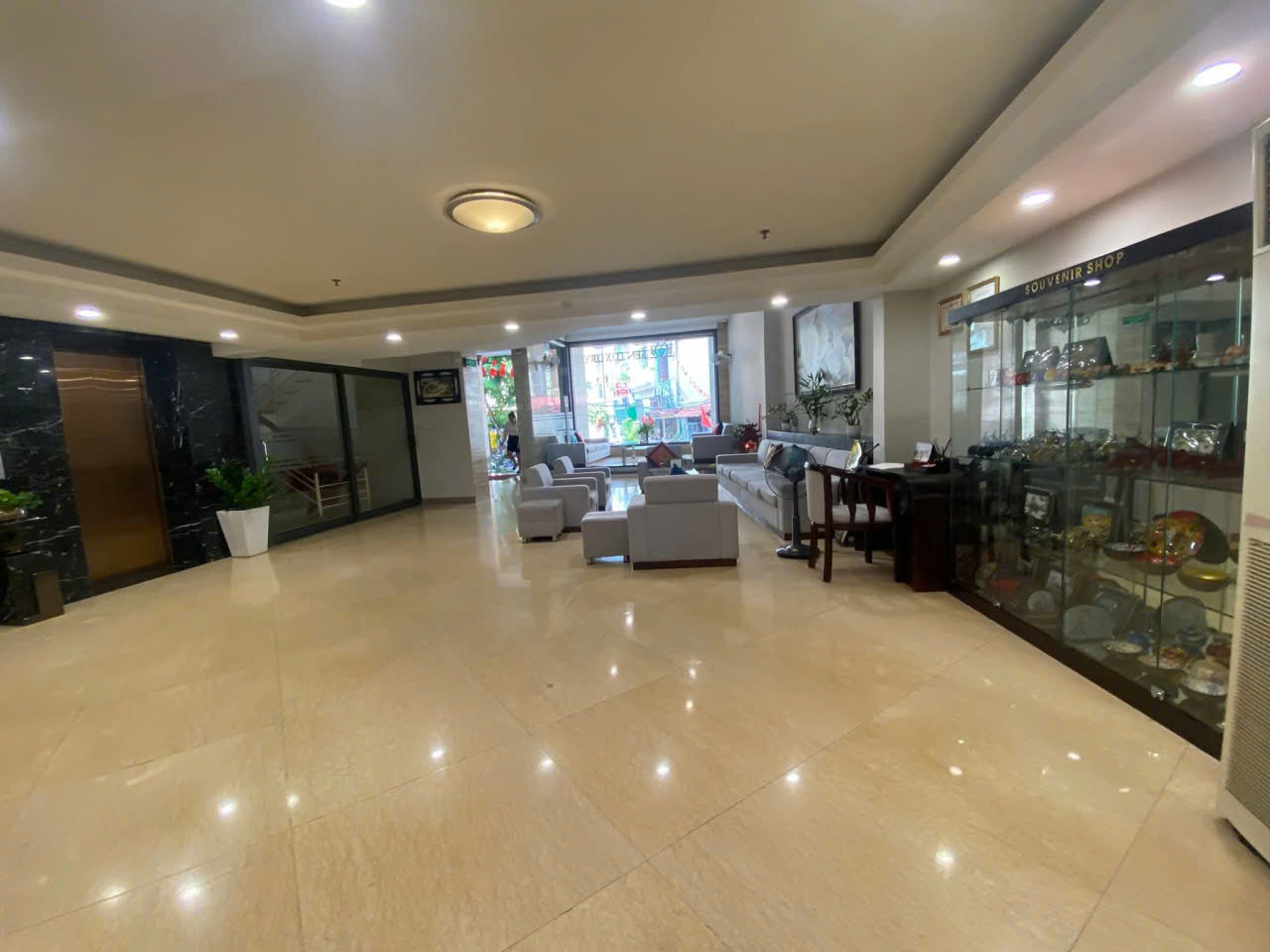 BÁN NHÀ MẶT PHỐ VĂN CAO – 50m² – 10 TẦNG THANG MÁY – MẶT TIỀN ĐẸP – GIÁ 50 TỶ