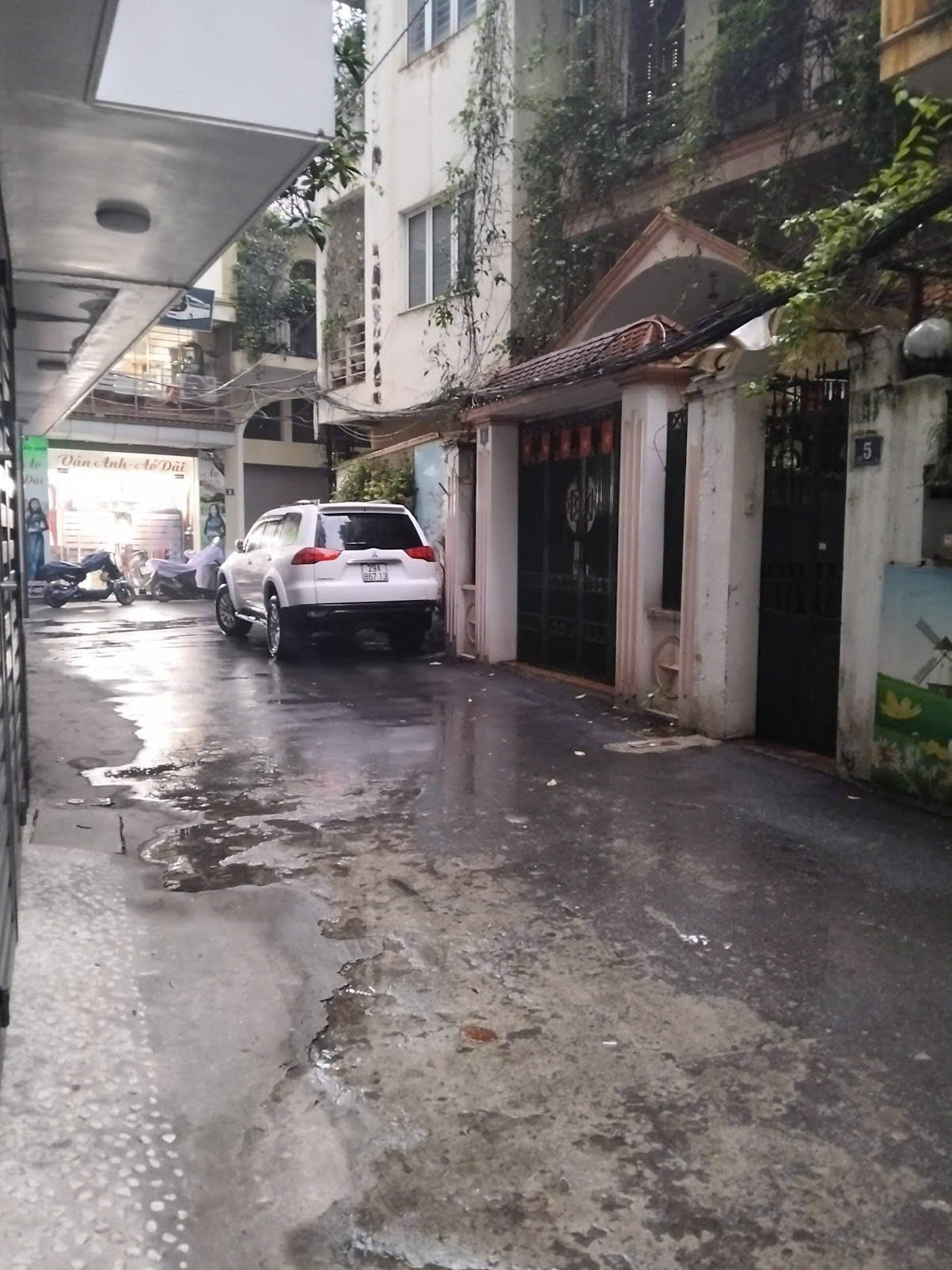 BÁN NHÀ PHỐ HOÀNG VĂN THÁI 54M² x 3 TẦNG MT 3M GIÁ 16.6 TỶ NGÕ NÔNG, Ô TÔ TRÁNH