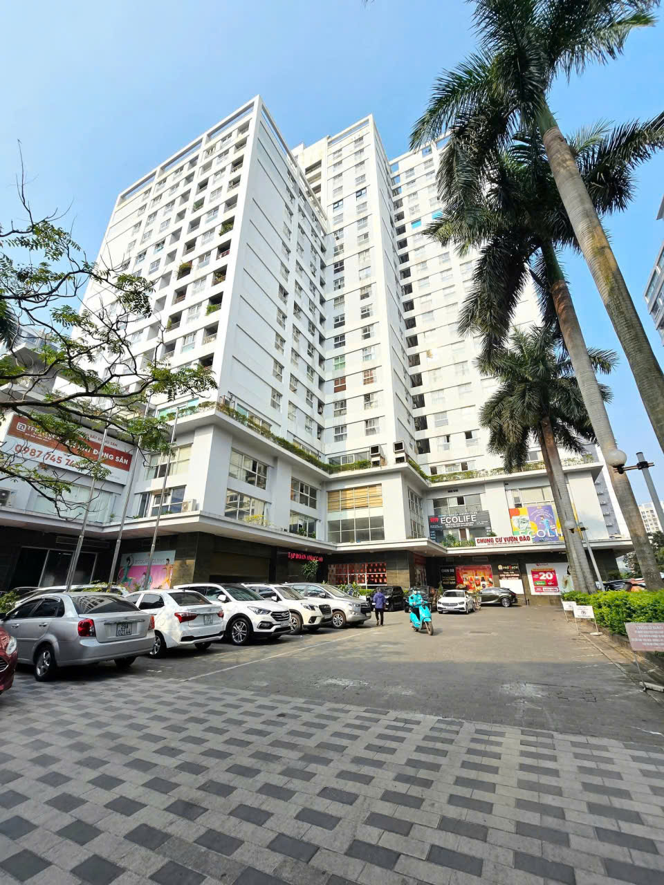 Bán căn hộ Vườn Đào – 125m² – 3 ngủ – View Cầu Nhật Tân – Nội thất cao cấp – 11.8 tỷ