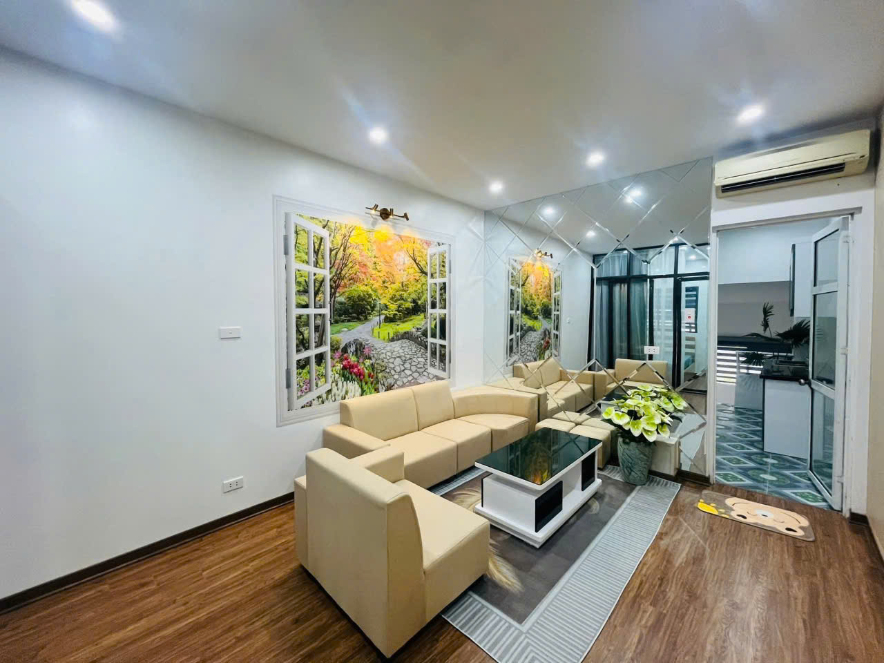 BÁN PENTHOUSE TẬP THỂ NGHĨA TÂN – 110M² – 4 NGỦ – Ô TÔ ĐỖ CỬA