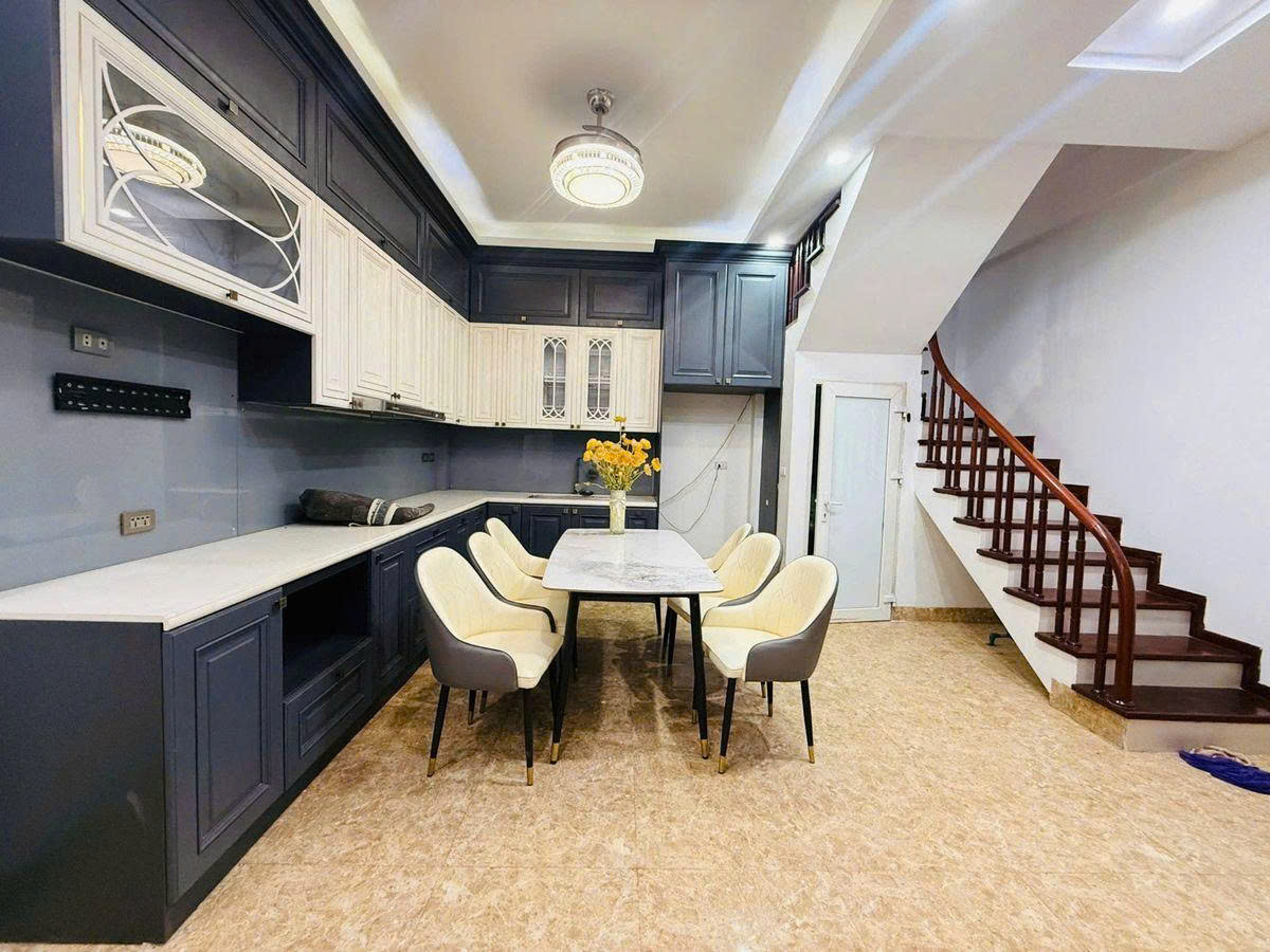 BÁN GẤP NHÀ ĐẸP - PHỐ HỒ ĐẮC DI, ĐỐNG ĐA – 40m x 6 TẦNG – FULL NỘI THẤT – NHÀ MỚI Ở NGAY