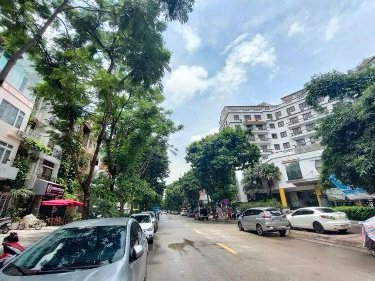 Bán đất Vạn Phúc – Ba Đình, 153m², giá 77 tỷ.
