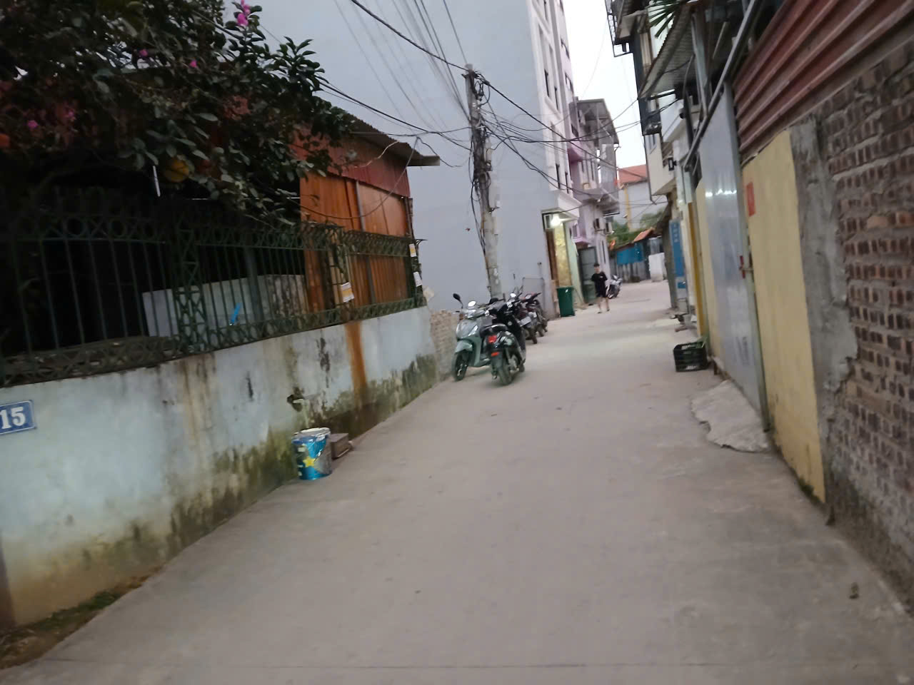 NHÀ NẰM VỊ TRÍ ĐẸP. VÂN CANH.HOÀI ĐỨC. HÀ NỘI. NGỖ THÔNG TỨ TU. Ô TÔ VÀO NHÀ. MẶT KINH DOANH. KHU VỰC ĐÔNG DÂN .GẦN