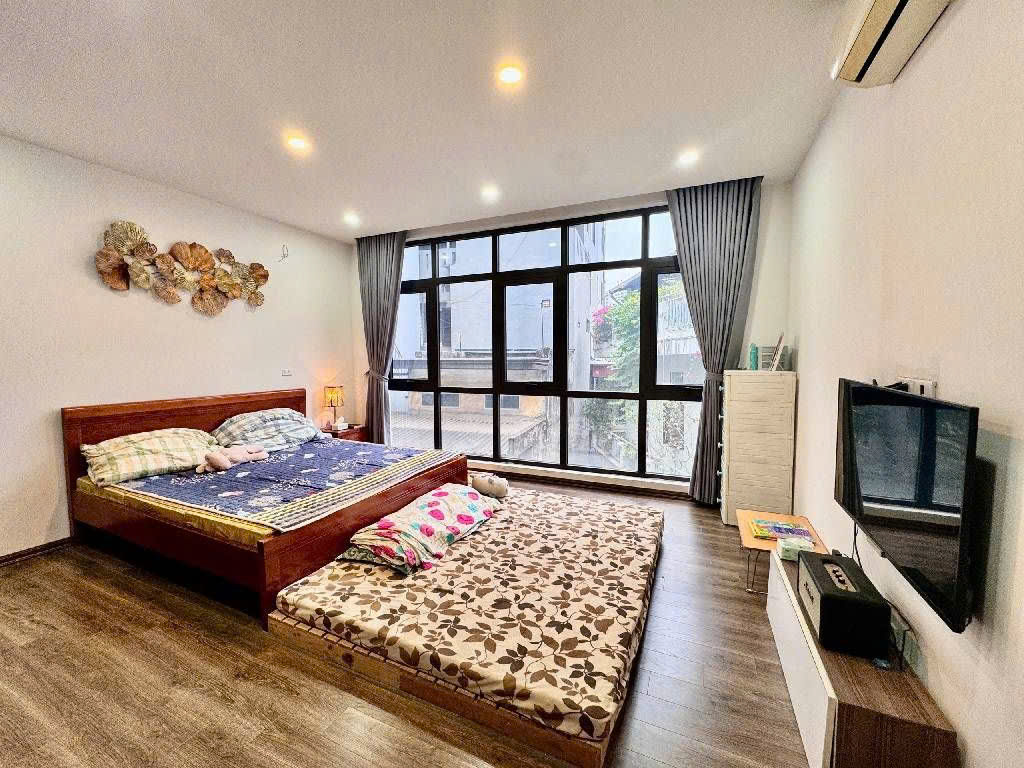 Bán nhà dương văn bé 5 tầng long lanh dân xây kinh doanh nhỏ 30M ra phố hai bà trưng