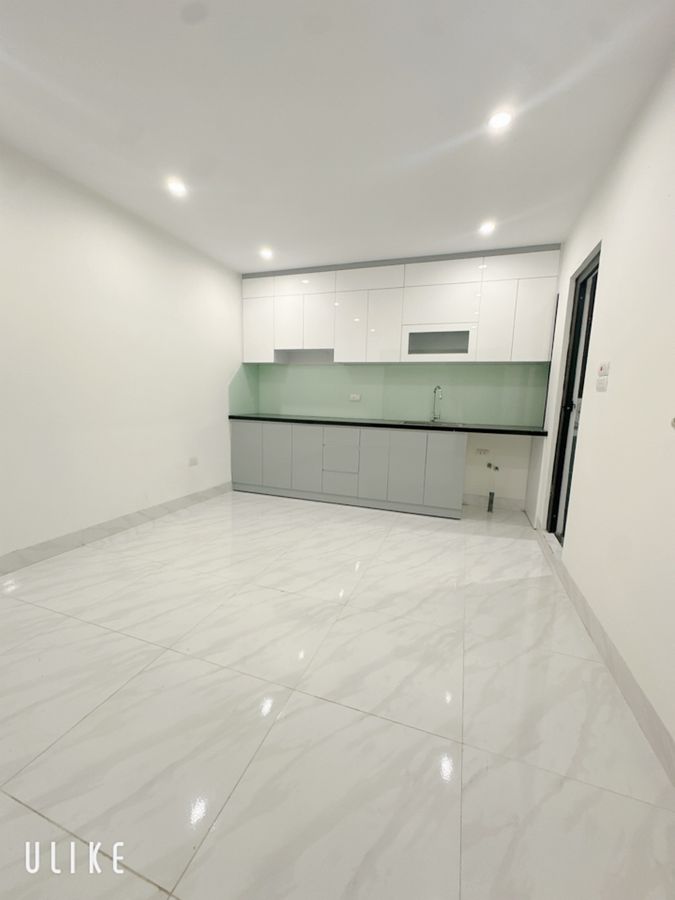 Bán Nhà Kim Giang. Hoàng Mai. 7 Tầng Thang Máy. Ô Tô. DT 50m2. MT 5m. Giá 13.4 Tỷ.