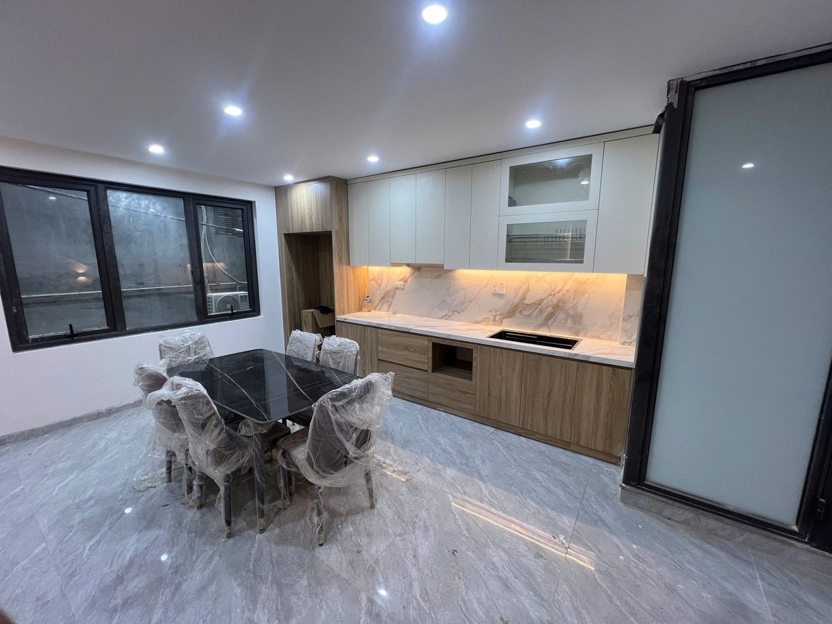 HIẾM THÁI HÀ: 40M² x 6 TẦNG – THANG MÁY – NGÕ THẲNG – Ở & KD ĐỈNH – 18.6 TỶ