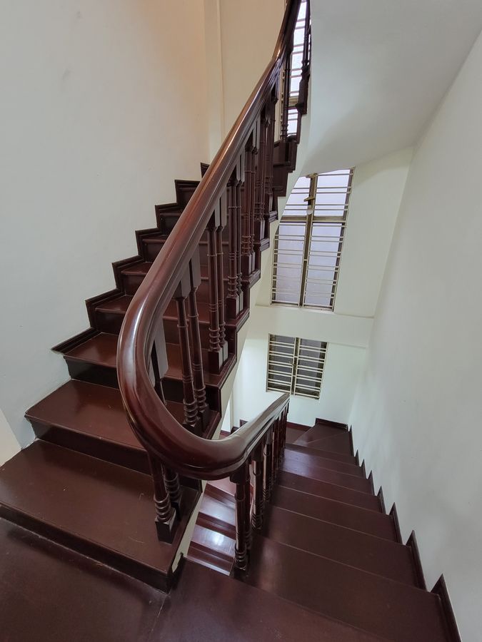 BÁN NHÀ PHỐ THÁI HÀ 76M² x 4 TẦNG – MT 8M GIÁ 25 TỶ Ô TÔ TRÁNH SÁT PHỐ 2 THOÁNG