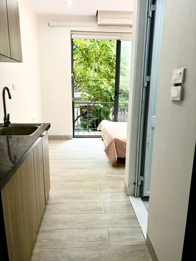 Bán Nhà Chính Kinh. Thanh Xuân. 7 Tầng Thang Máy. Lô Góc. DT 44m2. MT 4m. Giá 14.9 Tỷ