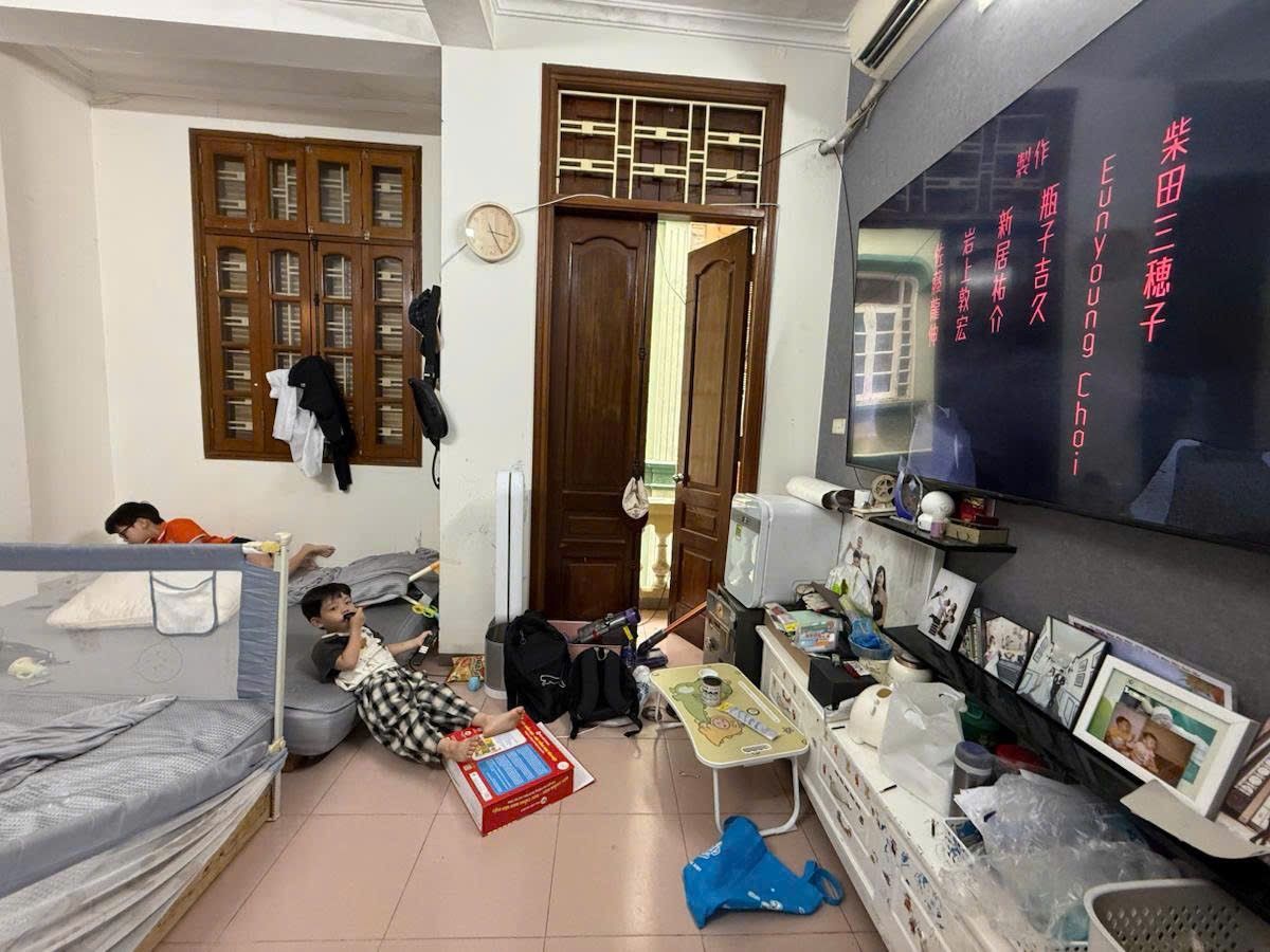 Bán Nhà Đỗ Quang. Cầu Giấy. Ô Tô. DT 38m2. MT 4.3m. 5 Tầng. Giá 22.5 Tỷ