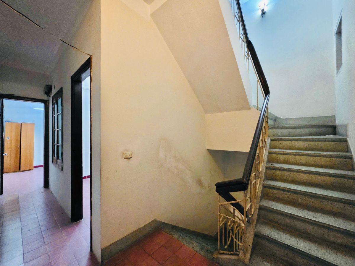 BÁN NHÀ PHỐ HOÀNG VĂN THÁI LÔ GÓC 106m MT 4.7M Ô TÔ TRÁNH NGÕ THÔNG 29.8 TỶ