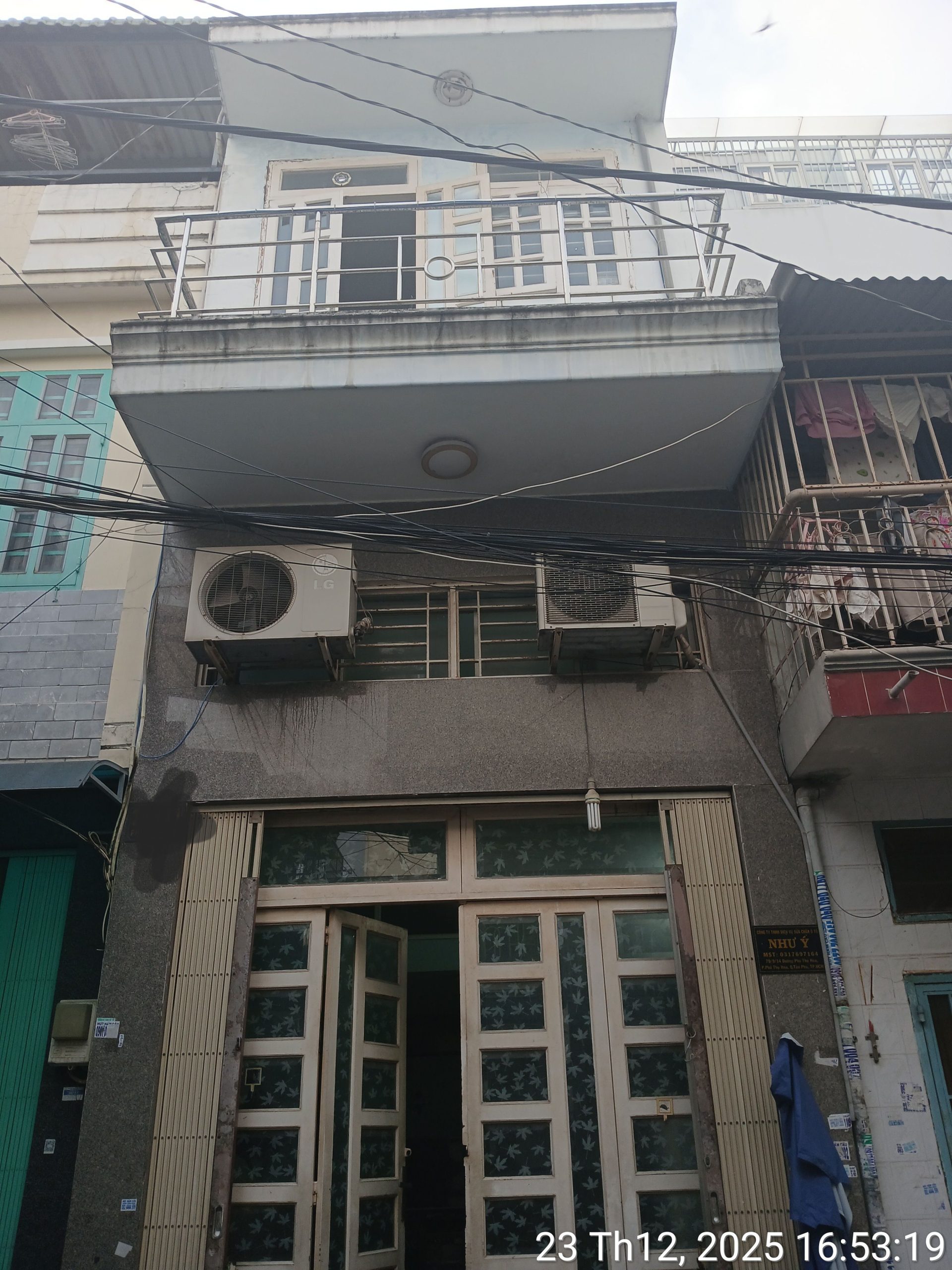 BÁN NHÀ PHÚ THỌ HÒA P. PHÚ THỌ HÒA TÂN PHÚ - 27M² - 3 TẦNG - HẺM XE HƠI THÔNG - NGAY CHỢ VẢI PHÚ THỌ HÒA - CHỈ 3.250 TỶ TL