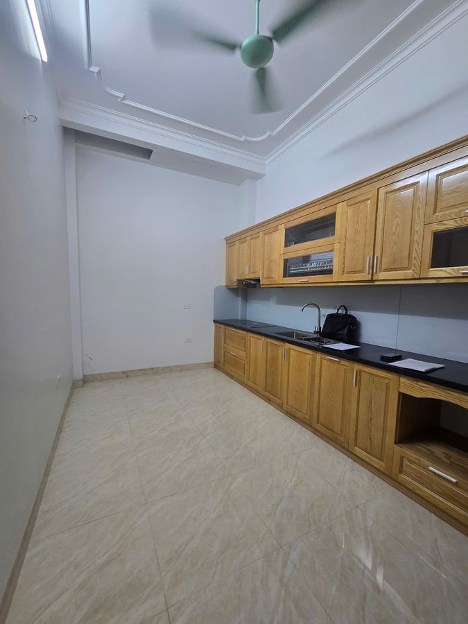 Mặt Phố Tô Vĩnh Diện – 48m² x 5 Tầng – Vỉa Hè Rộng, Ô Tô 2 Chiều – Kinh Doanh Đỉnh – 18.9 Tỷ