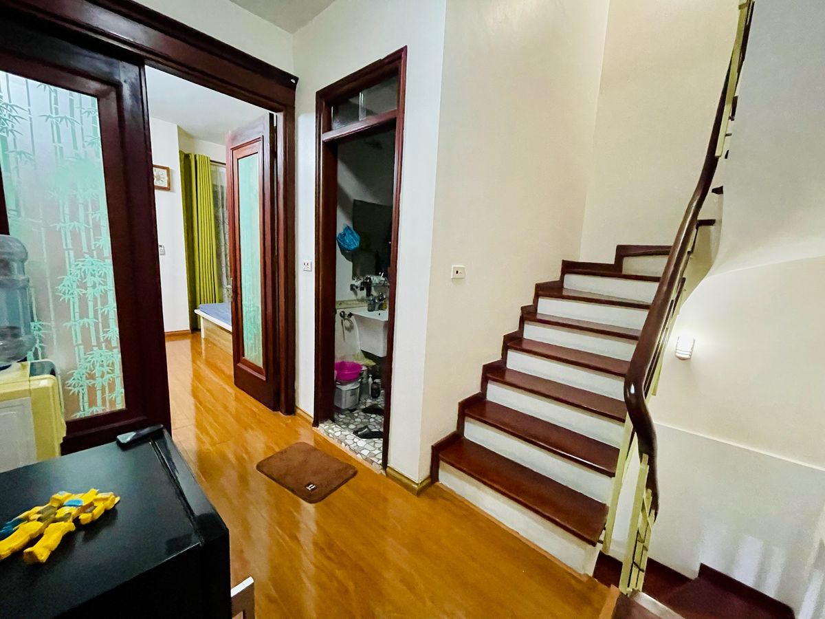 BÁN NHÀ PHỐ HOÀNG VĂN THÁI – 86m² x 5 TẦNG – MẶT TIỀN 5.2m – GIÁ 23 TỶ – Ô TÔ ĐỖ CỬA