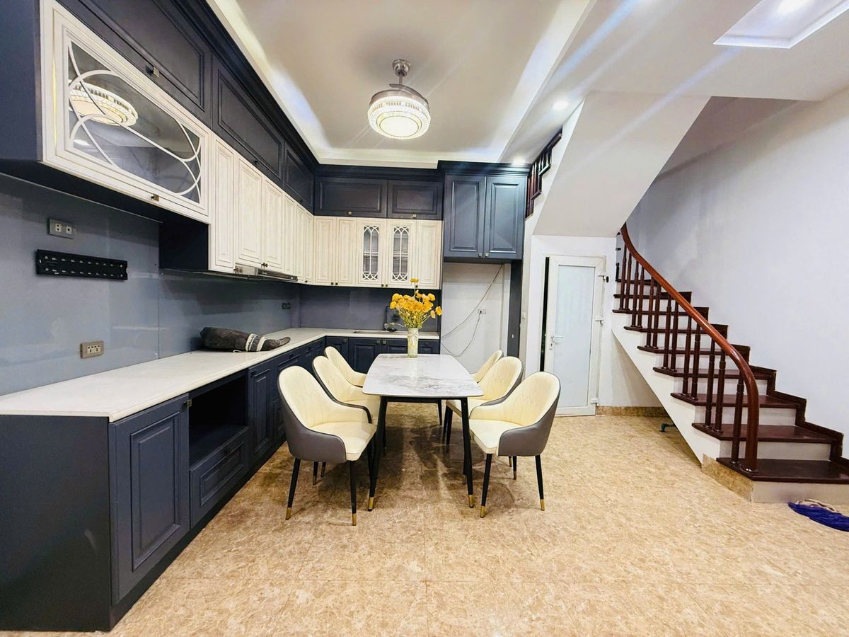 Hồ Đắc Di – 40m² – 6 Tầng – MT 5.3m – 12.6 Tỷ – Đống Đa, Hà Nội