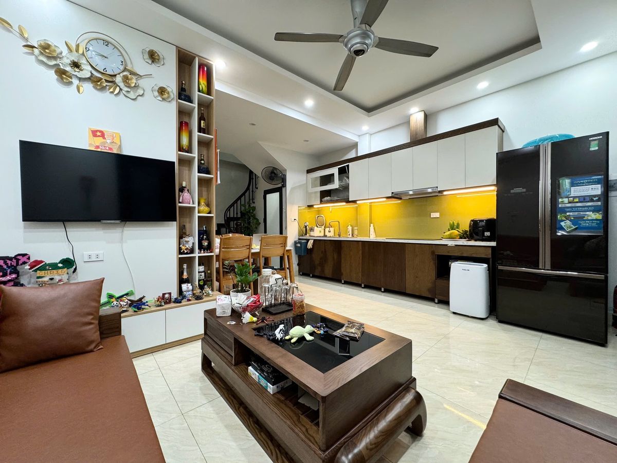 BÁN NHÀ RIÊNG BỒ ĐỀ – LONG BIÊN VỊ TRÍ ĐẸP – NHÀ MỚI TINH – FULL NỘI THẤT CAO CẤP