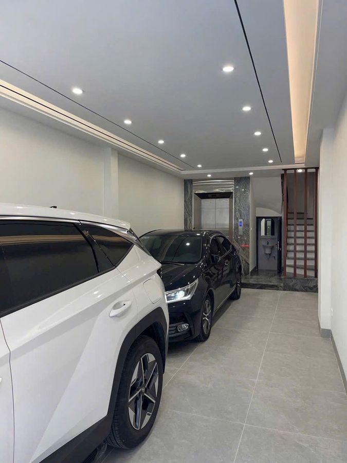 BỒ ĐỀ – NGÕ THÔNG Ô TÔ TRÁNH – NHÀ ĐẸP NHƯ MỚI – THANG MÁY XỊN – FULL NỘI THẤT