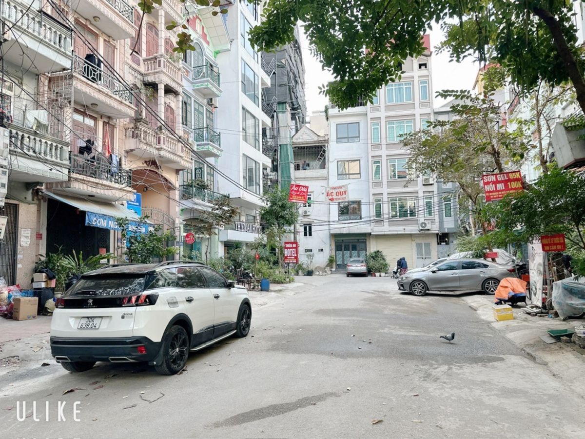 Bán nhà Doãn Kế Thiện – phân lô vỉa hè – lô góc 2 mặt ngõ – sau quy hoạch ra mặt phố