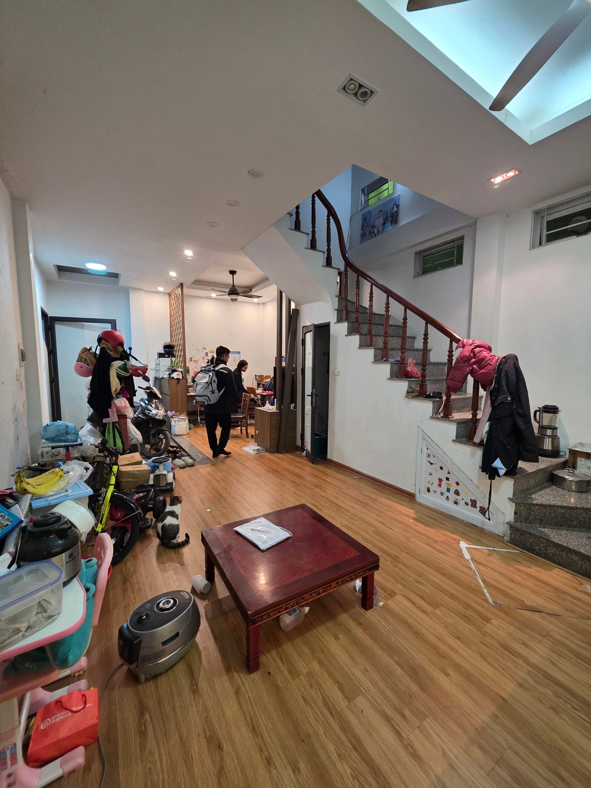 Bán Nhà Hòa Bình 7 Minh Khai 43m2. 4 tầng. mặt tiền 4.9m. giá 8.5 tỷ Hai Bà Trưng Hà Nội