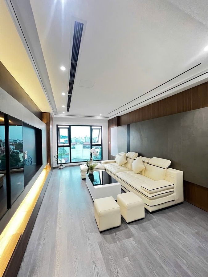 SIÊU PHẨM PHỐ TRẠM NHÀ ĐẸP NGÕ THÔNG TỨ TUNG Ô TÔ TRÁNH 7 TẦNG THANG MÁY FULL NỘI THẤT