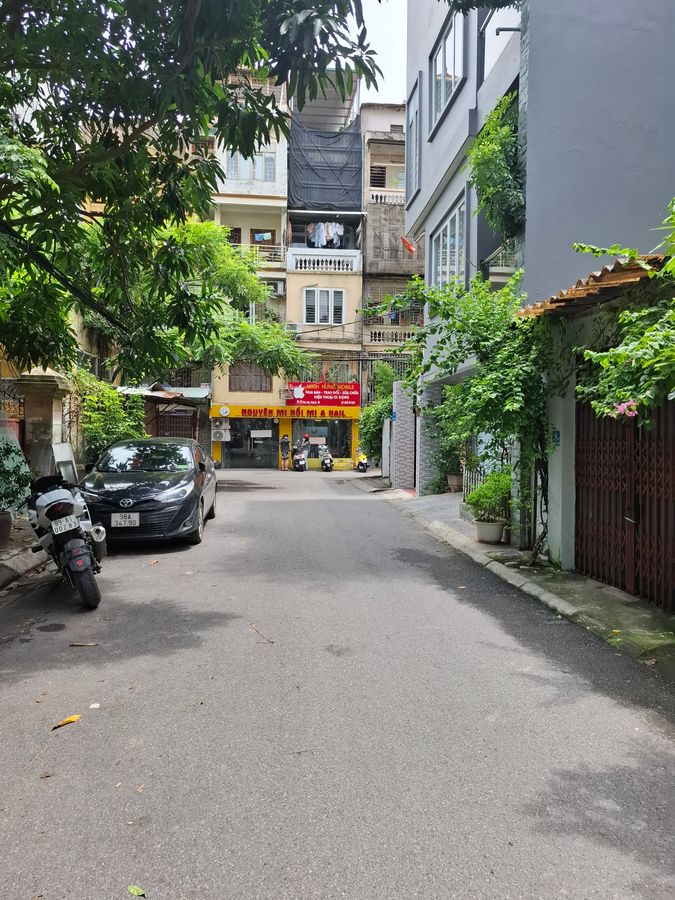 HIẾM ! NHÀ RIÊNG PHỐ NGUYỄN CHÍ THANH, CẠNH ĐÀI TRUYỀN HÌNH VIỆT NAM, NGÕ THÔNG KINH DOANH, 2 THOÁNG TRƯỚC SAU, GIÁ ĐẦU TƯ