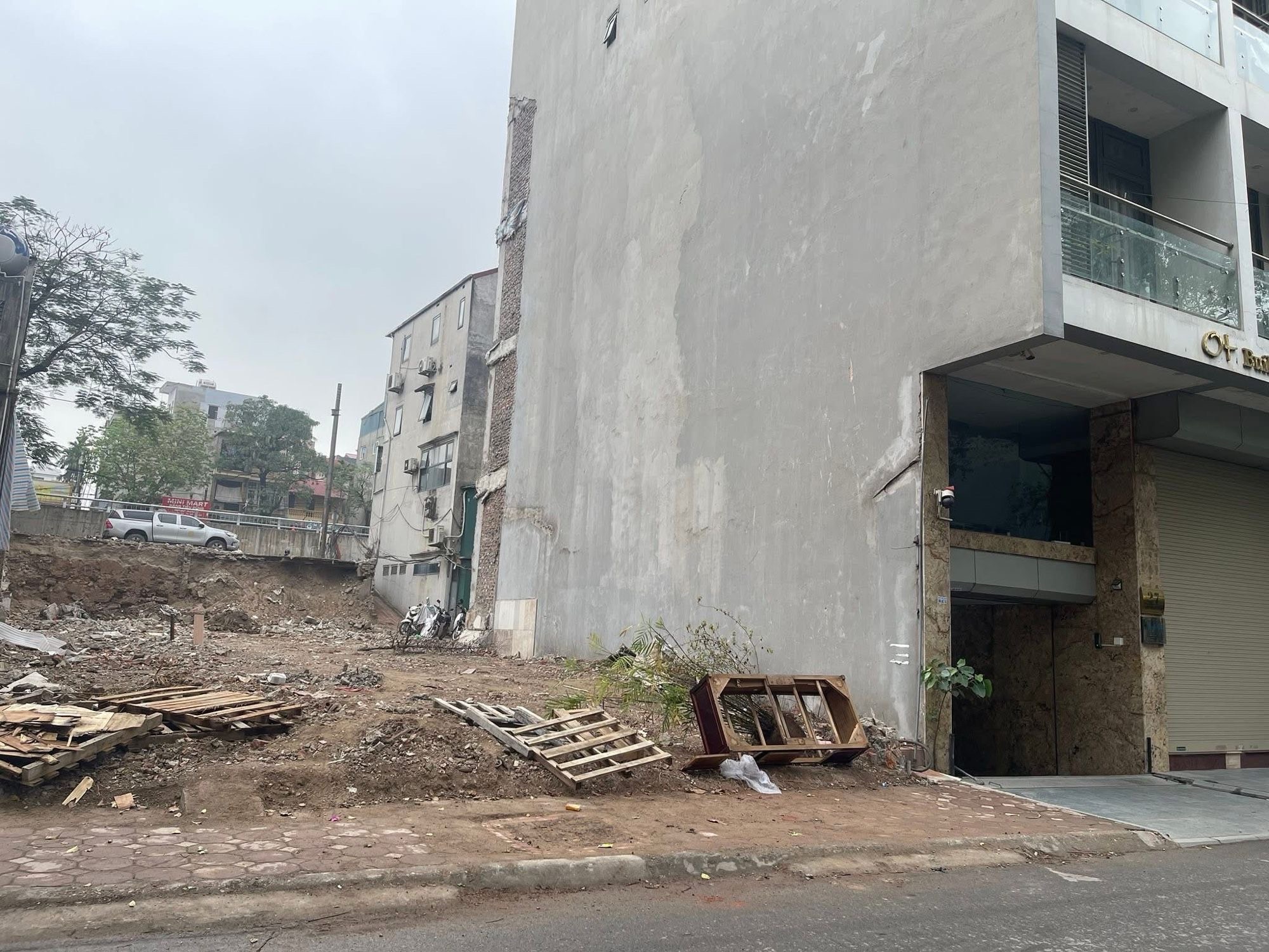 MẢNH ĐẤT VÀNG TÂY HỒ - HAI MẶT NGÕ - MẶT TIỀN MIÊN MAN - ĐẦU TƯ XÂY DÒNG TIỀN HÁI RA TIỀN