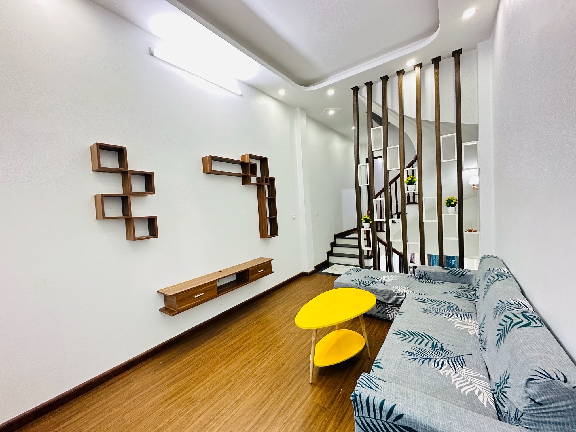 NHÀ ĐẸP,30M RA ÔTÔ TRÁNH ,THÔNG SÀN ,KINH DOANH NHỎ,NỘI THẤT ĐẸP PHÚ LƯƠNG HÀ ĐÔNG 40M 6,8 TỶ