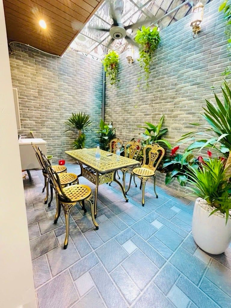 bán nhà Giải Phóng, căn biệt phủ sang trọng, sân vườn thoáng mát